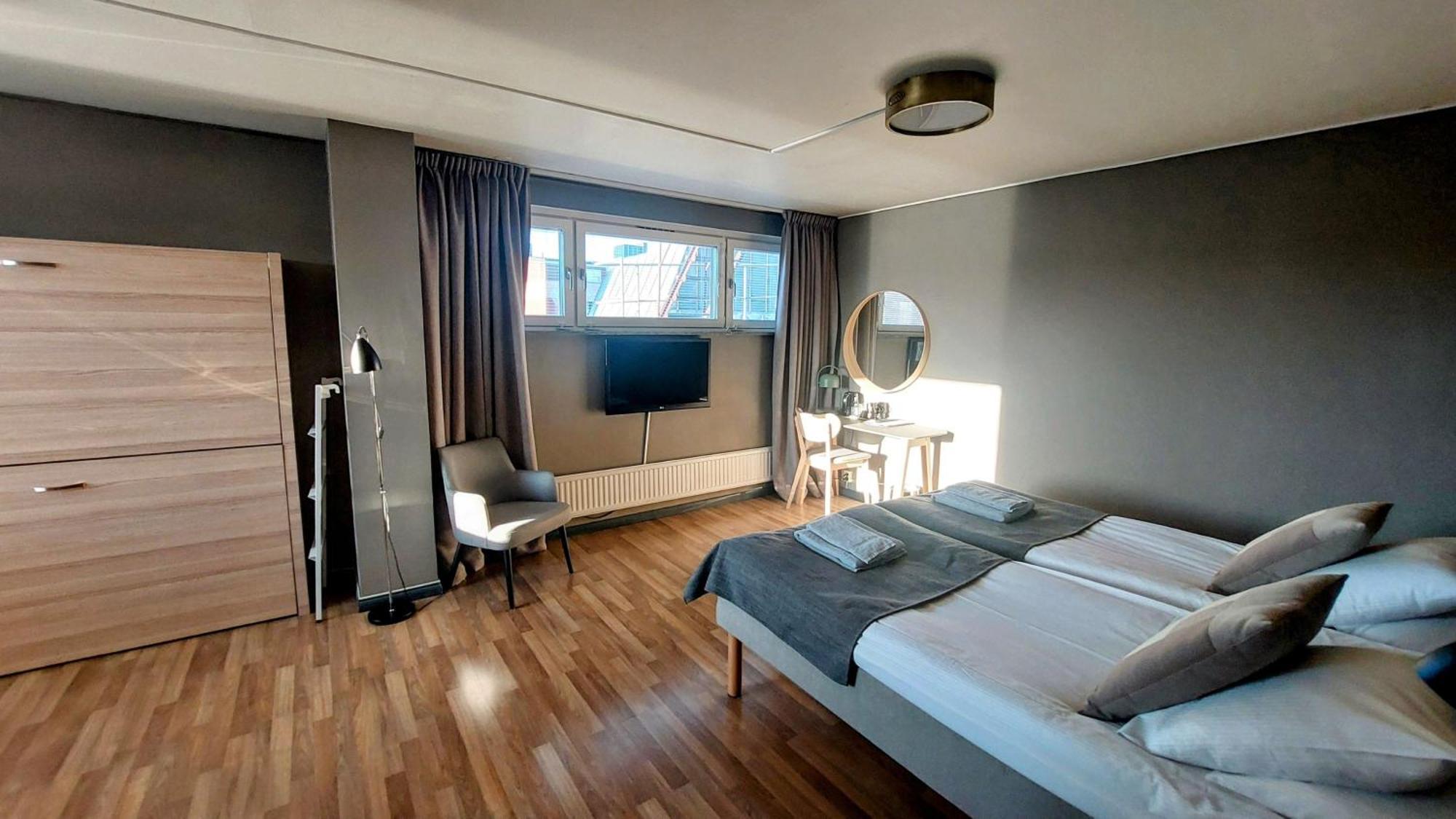Hotel Bishops Arms Mora Dış mekan fotoğraf