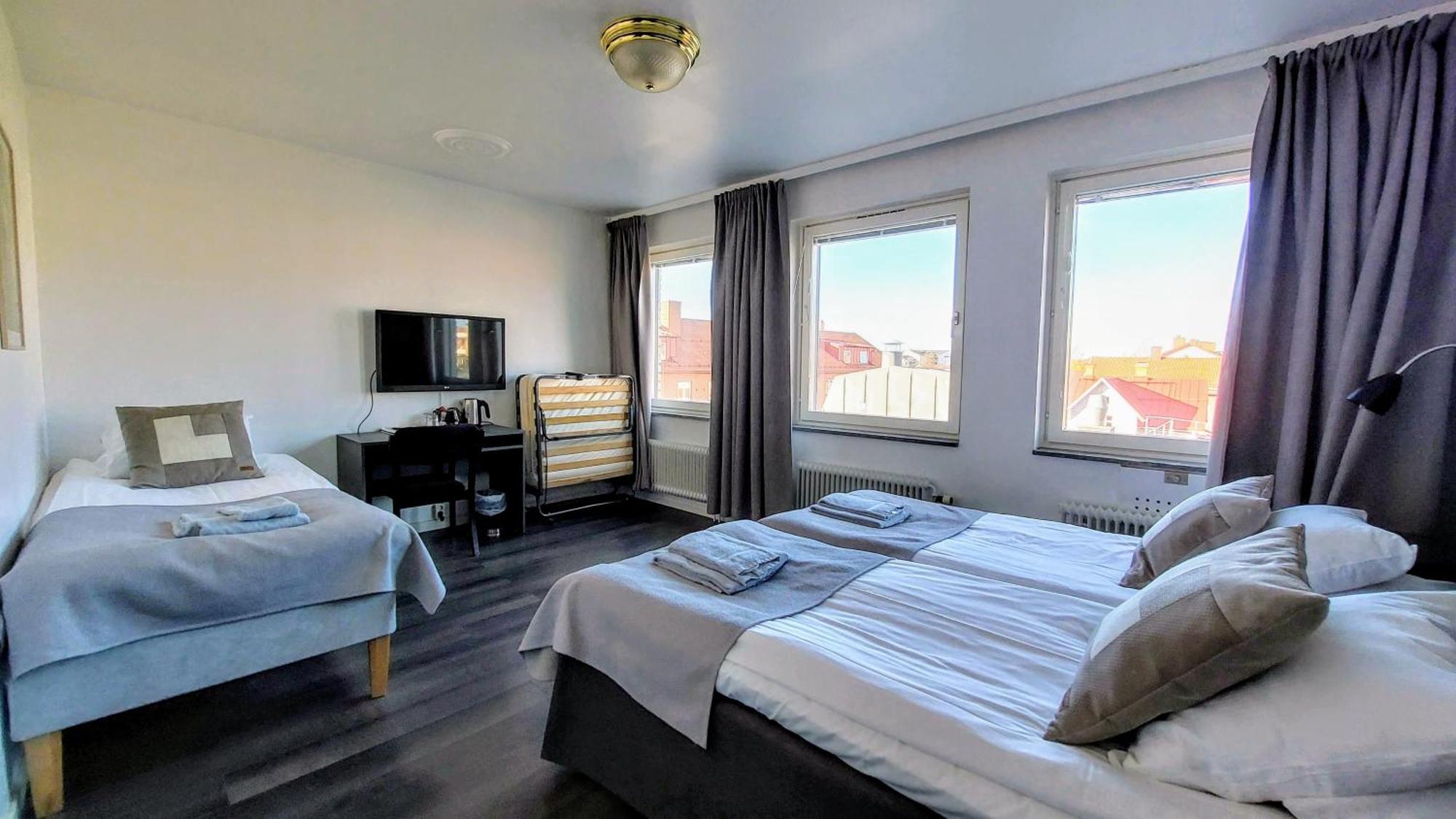 Hotel Bishops Arms Mora Dış mekan fotoğraf