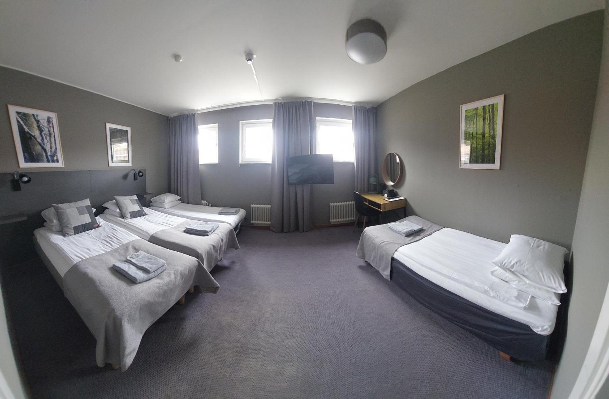 Hotel Bishops Arms Mora Dış mekan fotoğraf